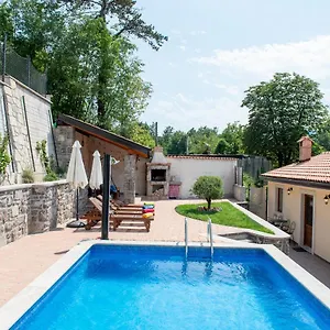 Kuca Za Odmor Villa Jurdani